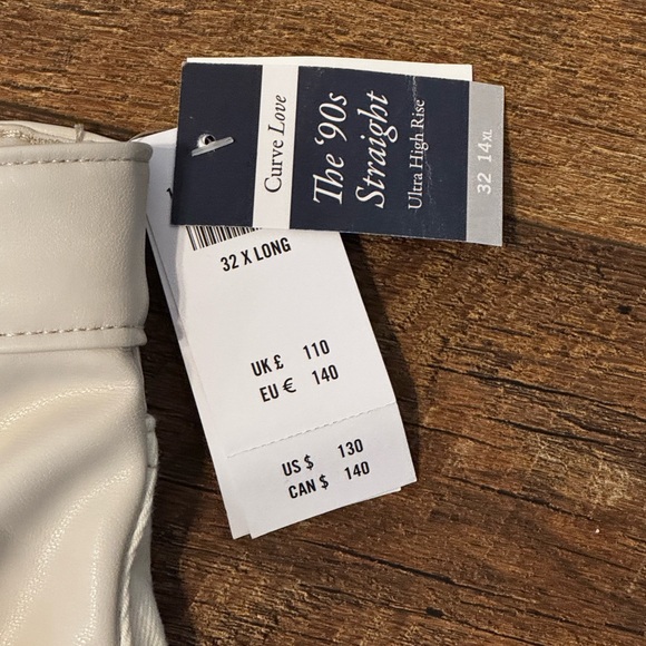 Abercrombie & Fitch 90s Straight Curve Love Cream Leather & White Denim Jeans - Picture 8 of 9